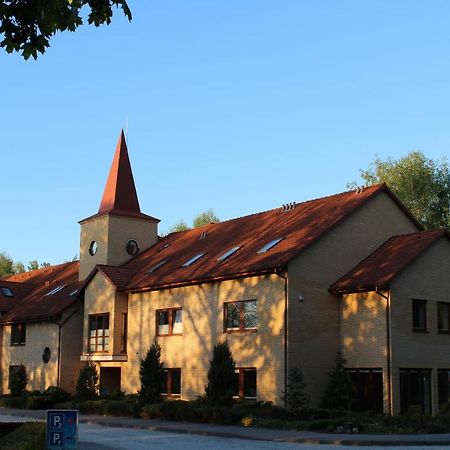 Uroczysko Porszewice - Ośrodek Konferencyjno-Rekolekcyjny Archidiecezji Łódzkiej Pabianice Exterior foto